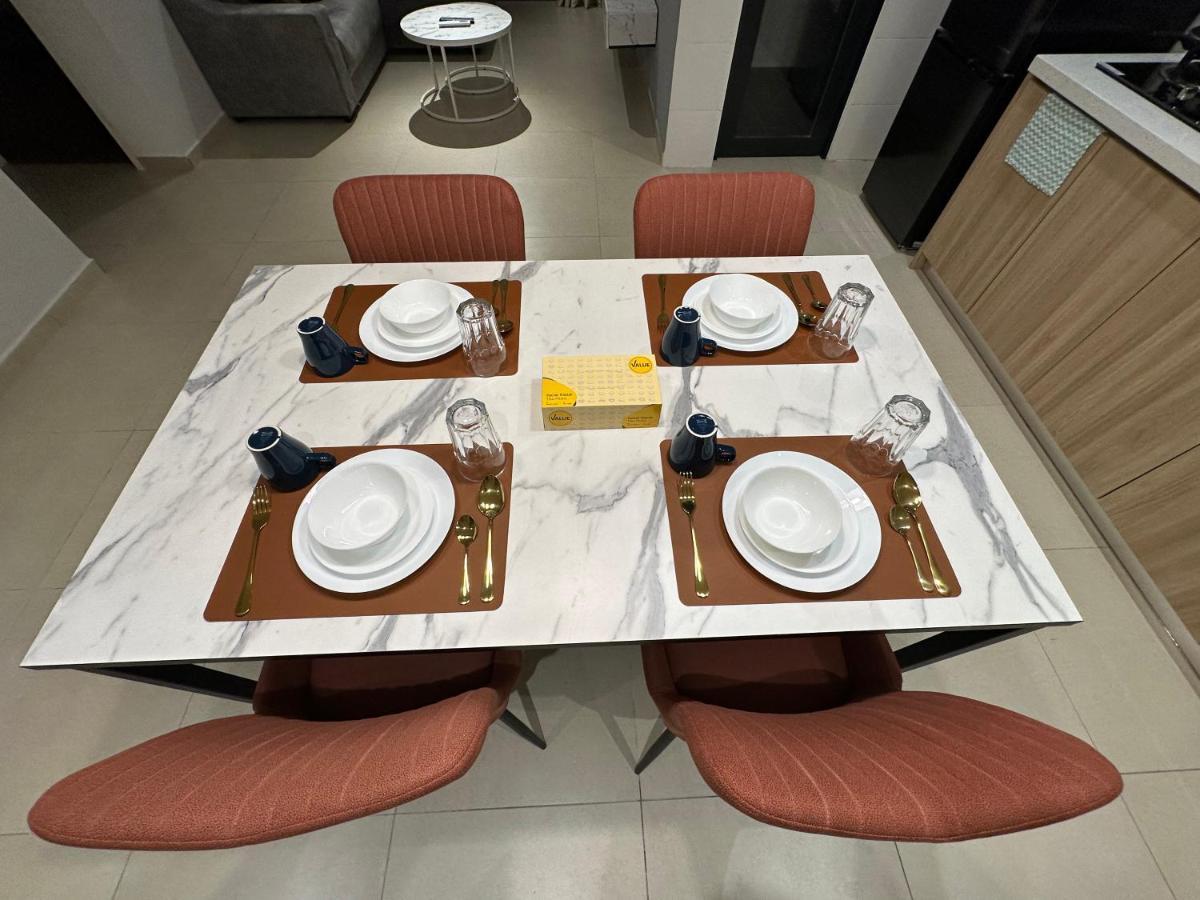 Reizz Residence By Perkasa Kuala Lumpur Bagian luar foto