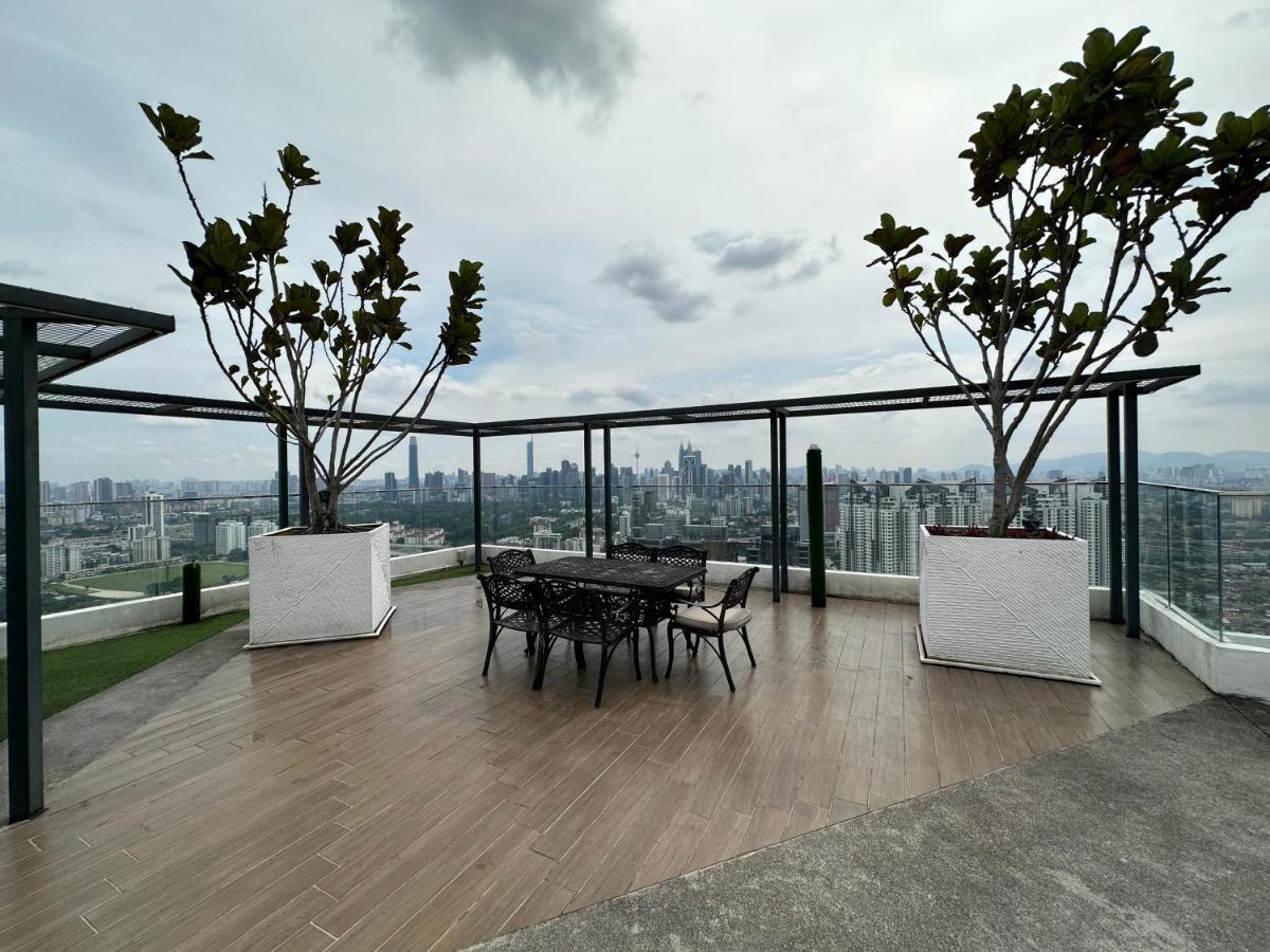 Reizz Residence By Perkasa Kuala Lumpur Bagian luar foto