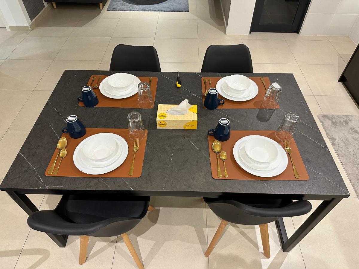 Reizz Residence By Perkasa Kuala Lumpur Bagian luar foto