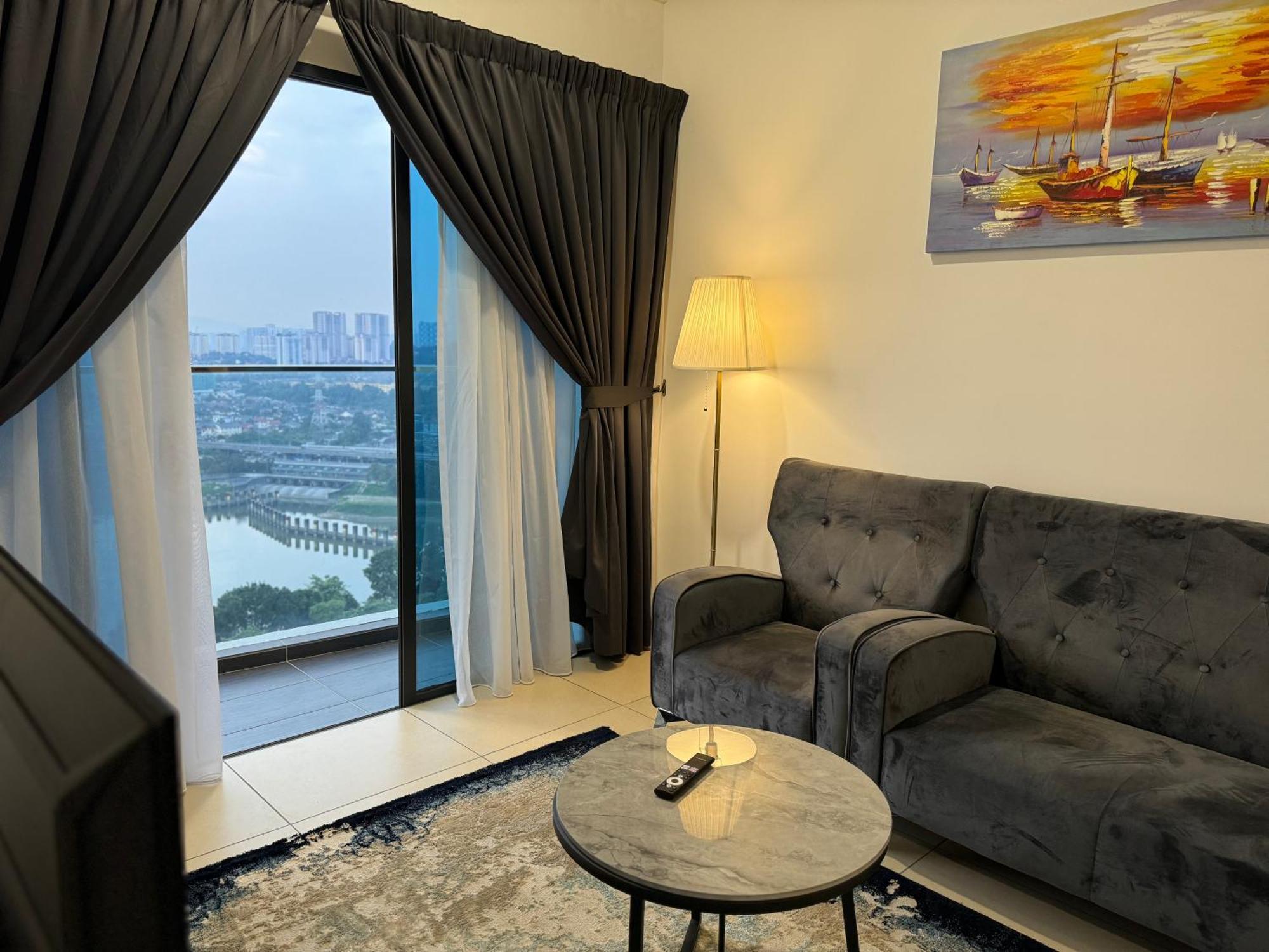 Reizz Residence By Perkasa Kuala Lumpur Bagian luar foto
