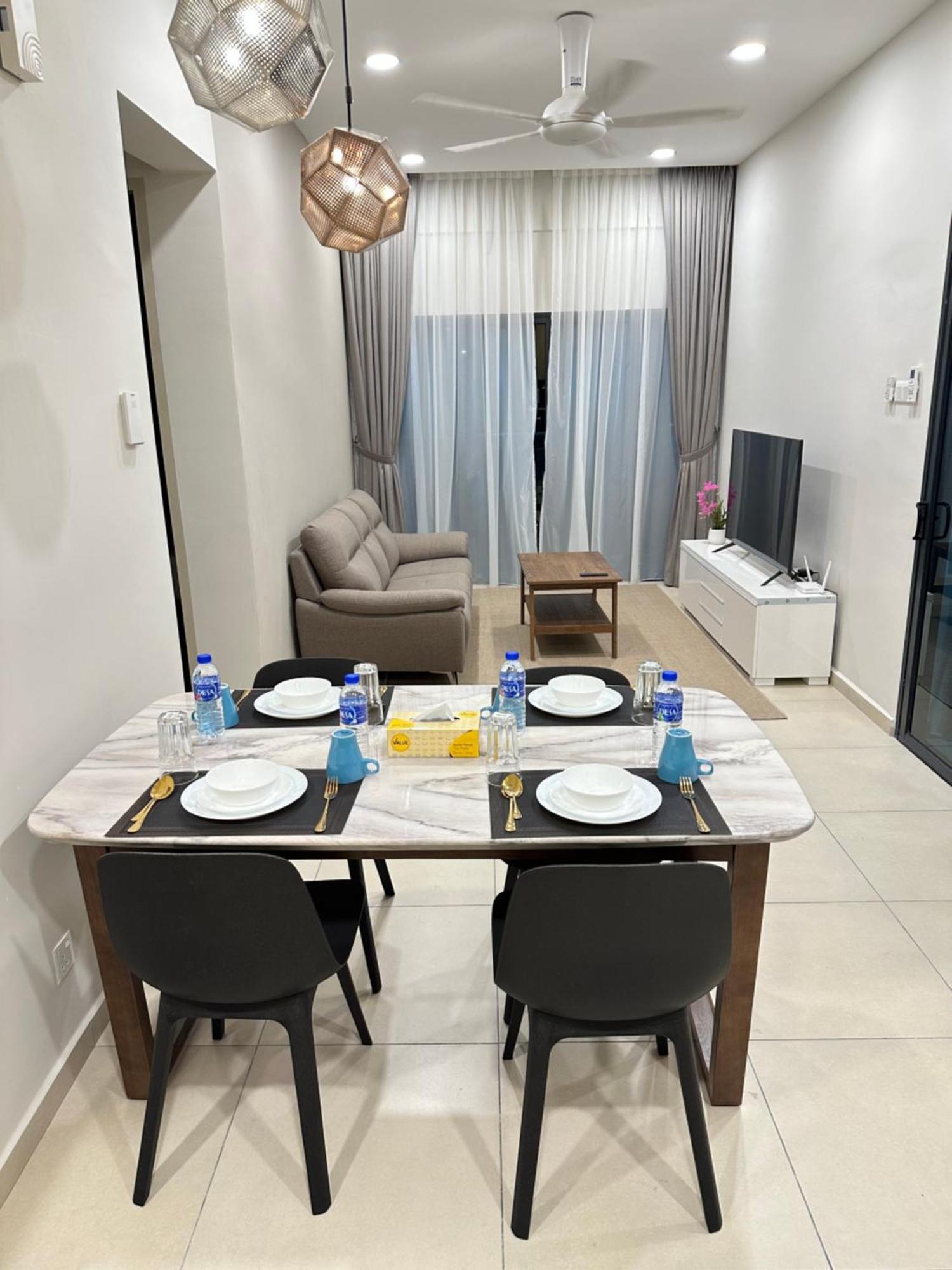 Reizz Residence By Perkasa Kuala Lumpur Bagian luar foto