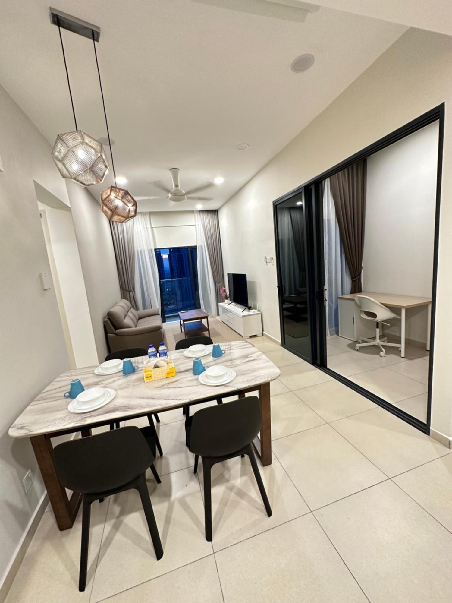 Reizz Residence By Perkasa Kuala Lumpur Bagian luar foto